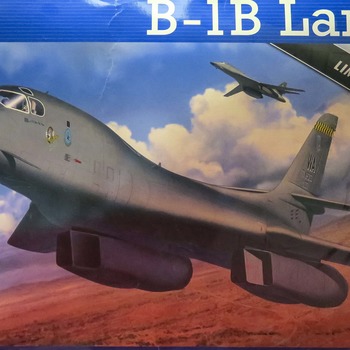 B-1B Model: How to build Revell's B-1B Lancer