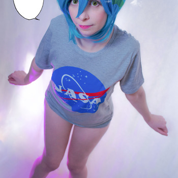 Earth Chan - T-Shirt