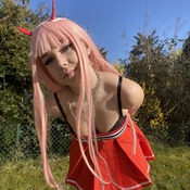 Zero Two Cosplay Pictures Set