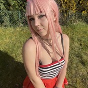 Zero Two Cosplay Pictures Set