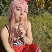 Zero Two Cosplay Pictures Set