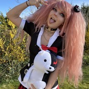 Junko Enoshima Pictures