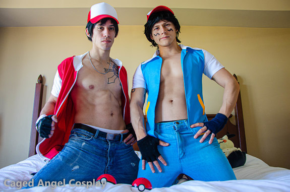 Pokemon trainer duo with @cagedangelcosplay!