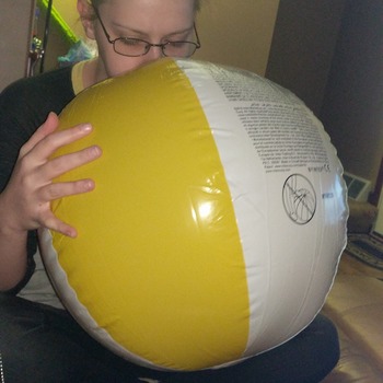 Blowing up 20" Intext Beach ball