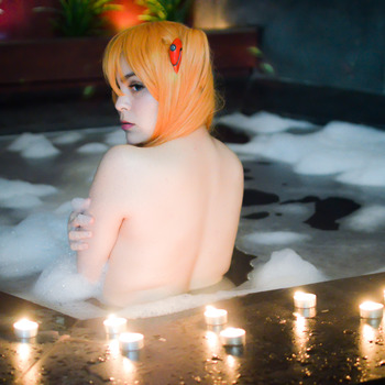 Asuka takes a bubble bath