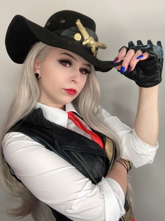 Project Ashe Cosplay. VR Cosplay Ashe. NSFW Cosplay. Kanra Cosplay.