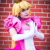 Peach Cosplay