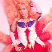 League of Legends: SG Ahri & KDA Kaisa HQ Cosplay & Boudoir