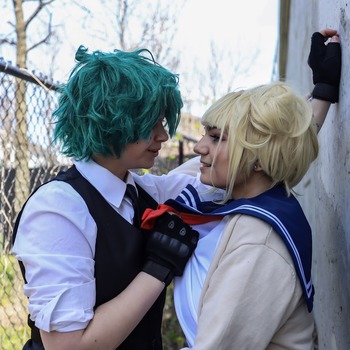 Deku x Toga