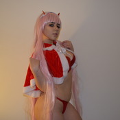 Zero Two "Darling Under The Mistletoe"