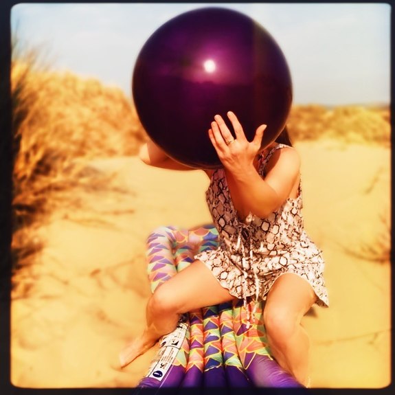Big Purple Balloon At The Beach Dunes Lilith Loves Loons 2 Minutes 50 Seconds Unfiltered Video