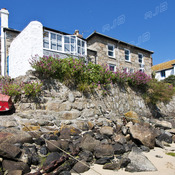 High & Dry in Mousehole, Cornwall.