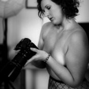 Sexy Fotografin bei der Arbeit (14 Bilder)