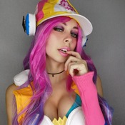 Arcade Miss Fortune Cosplay!