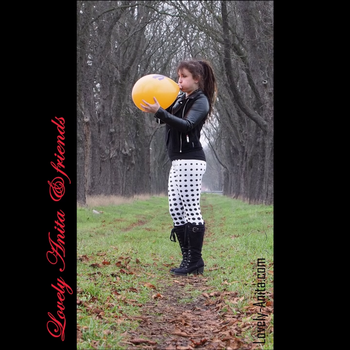 Lovely Anita - 100