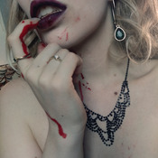 Sexy Blond vampire ~