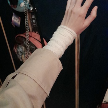 Dazai Osamu Arm Pics