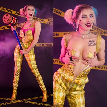 BoP Gold Harley Quinn Bundle (58 photos)