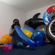 Sit to pop Balloons!! Ary