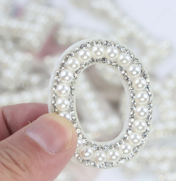 Free shipping A-Z Silver Pearl free shipping Rhinestone English Letter Patches For Clothes BRIDE Iron on Stickes 3D