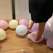 Sarah bursting pro