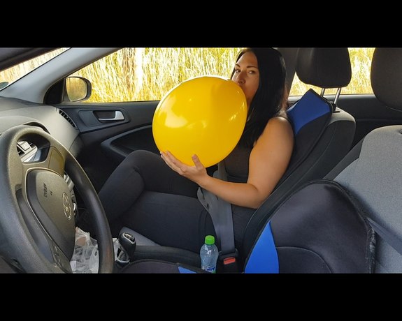Dana b2p in the car