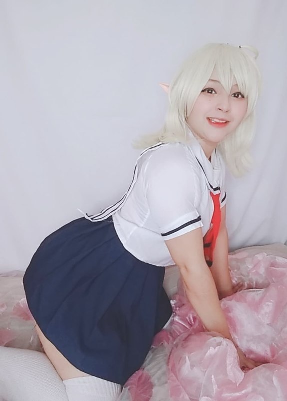 selfis Klee seifuku