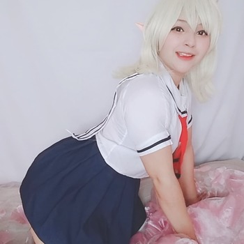 selfis Klee seifuku