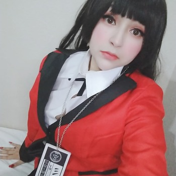 selfis yumeko Jabami