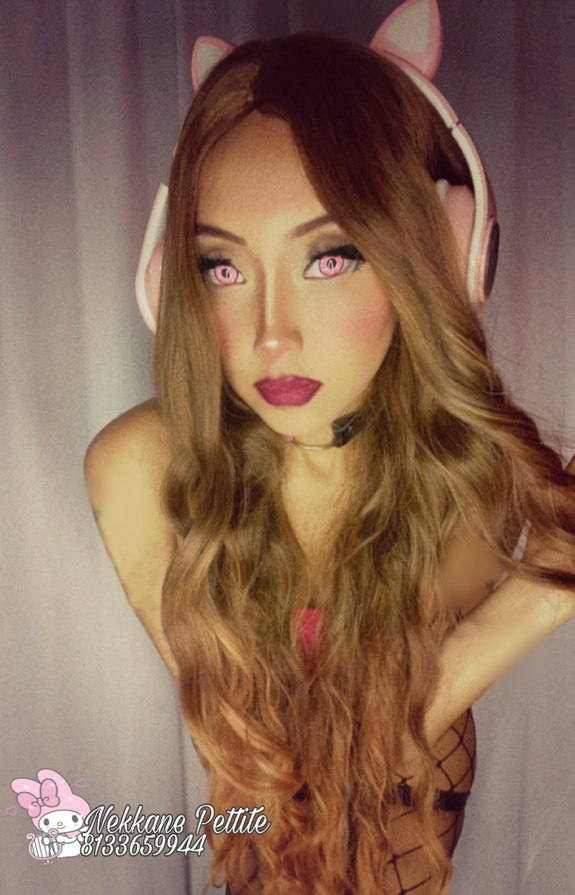 Lencería neón rosa