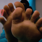 Feet fetish Ary