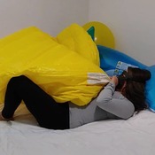 Inflatable yellow sofa mouth blow!