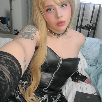 Misa Amane- 28 photos