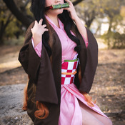 Nezuko Sesion casual y Sesion sexy en lenceria