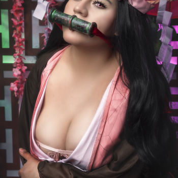 Nezuko Sesion casual y Sesion sexy en lenceria (con selfies Extras)