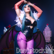 Morrigan Cosplay - 22 HD Pics