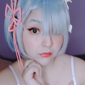 Selfis rem maid lingerie