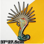 free shipping 5pcs Embroidery Snake Patch,cartoon Badges,animal Appliques,sequined Serpents Patches--sunshine snake