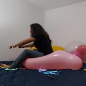 Popping lots of balloons !!!