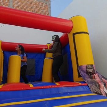 Jumping and playing in inflatable castlle!!!