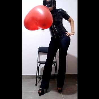 Heart balloons by Alice!!  (mouth blow, b2p, heel pop)