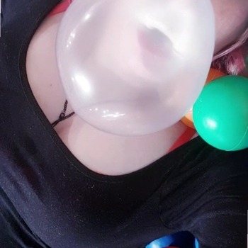 Bubblegum in ballpool