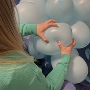 SAKURA - 100 BALLOONS vs MY NAILS