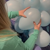 SAKURA - 100 BALLOONS vs MY NAILS