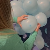 SAKURA - 100 BALLOONS vs MY NAILS