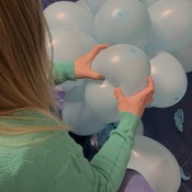 SAKURA - 100 BALLOONS vs MY NAILS