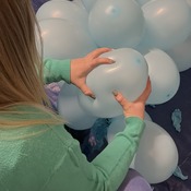 SAKURA - 100 BALLOONS vs MY NAILS