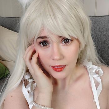 April Bunny - 28 pic set w/video