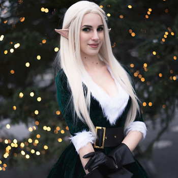 [HD] Green Dress Elf