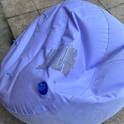 Inflating and deflating inflatable chair